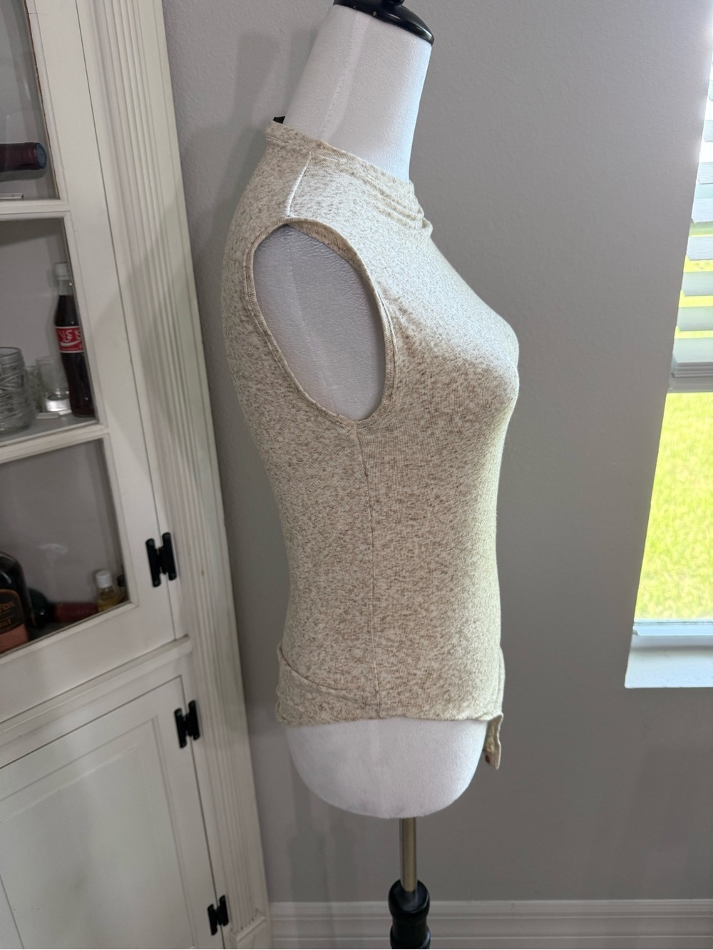 Zara Sleeveless Beige Heathered Mock Neck Bodysuit - Picture 4 of 6